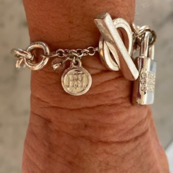 HOUSE OF HARLOW 1960 Crystal Jeweled Padlock & Key Silvertone Link Brace… - Picture 4 of 16